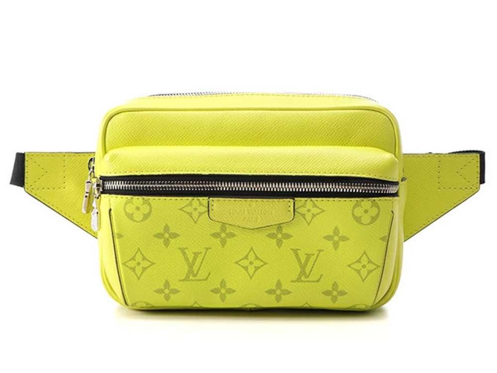 LOUIS VUITTON Bumbag Outdoor Taigarama Jaune
